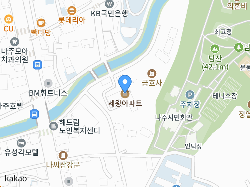 건물 전경