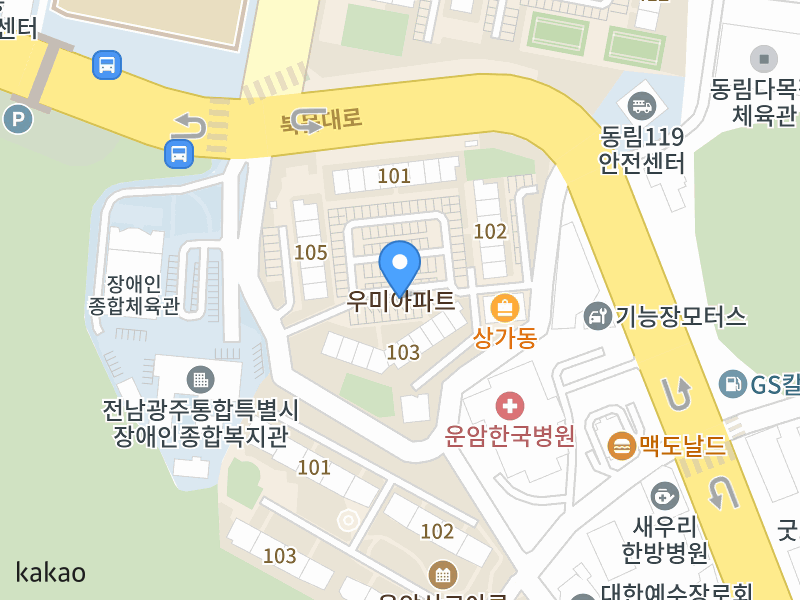 건물 전경
