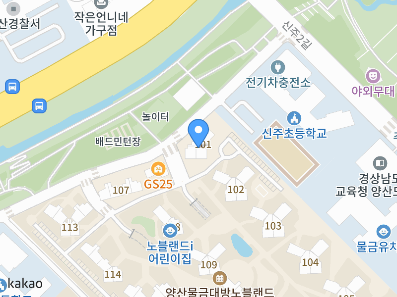 건물 전경