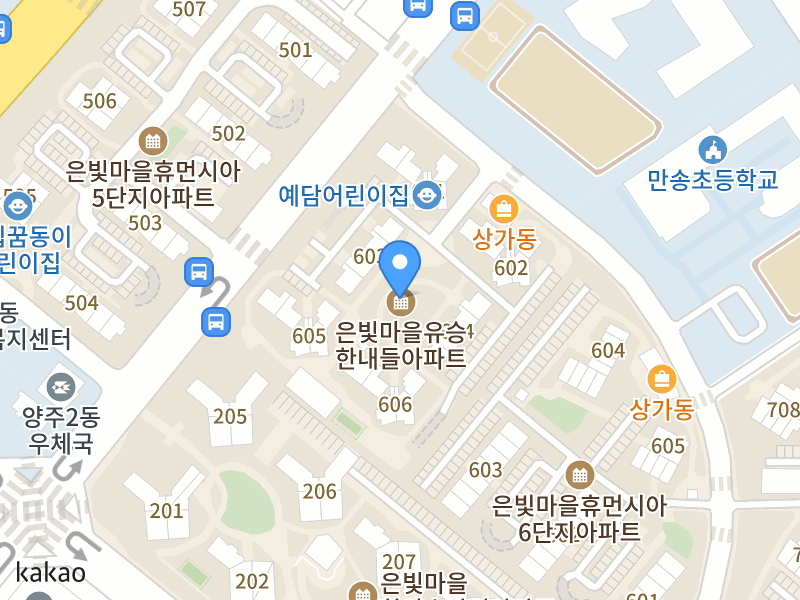 건물 전경